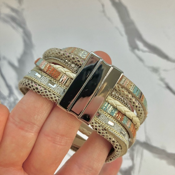 Multicolor Layered Bracelet - Picture 5 of 6